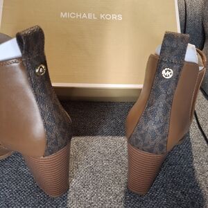 Michael Kors Brown Leather & Logo Ankle Boots - Women's